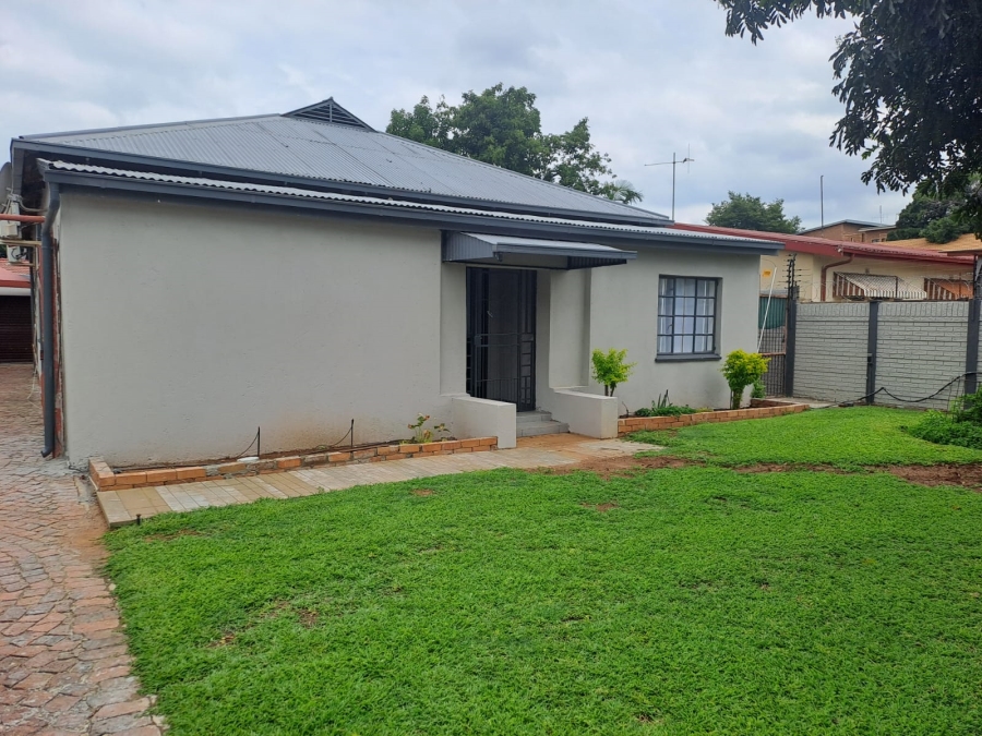 3 Bedroom Property for Sale in Rustenburg Central North West